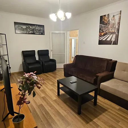 István Apartamento Debrecen